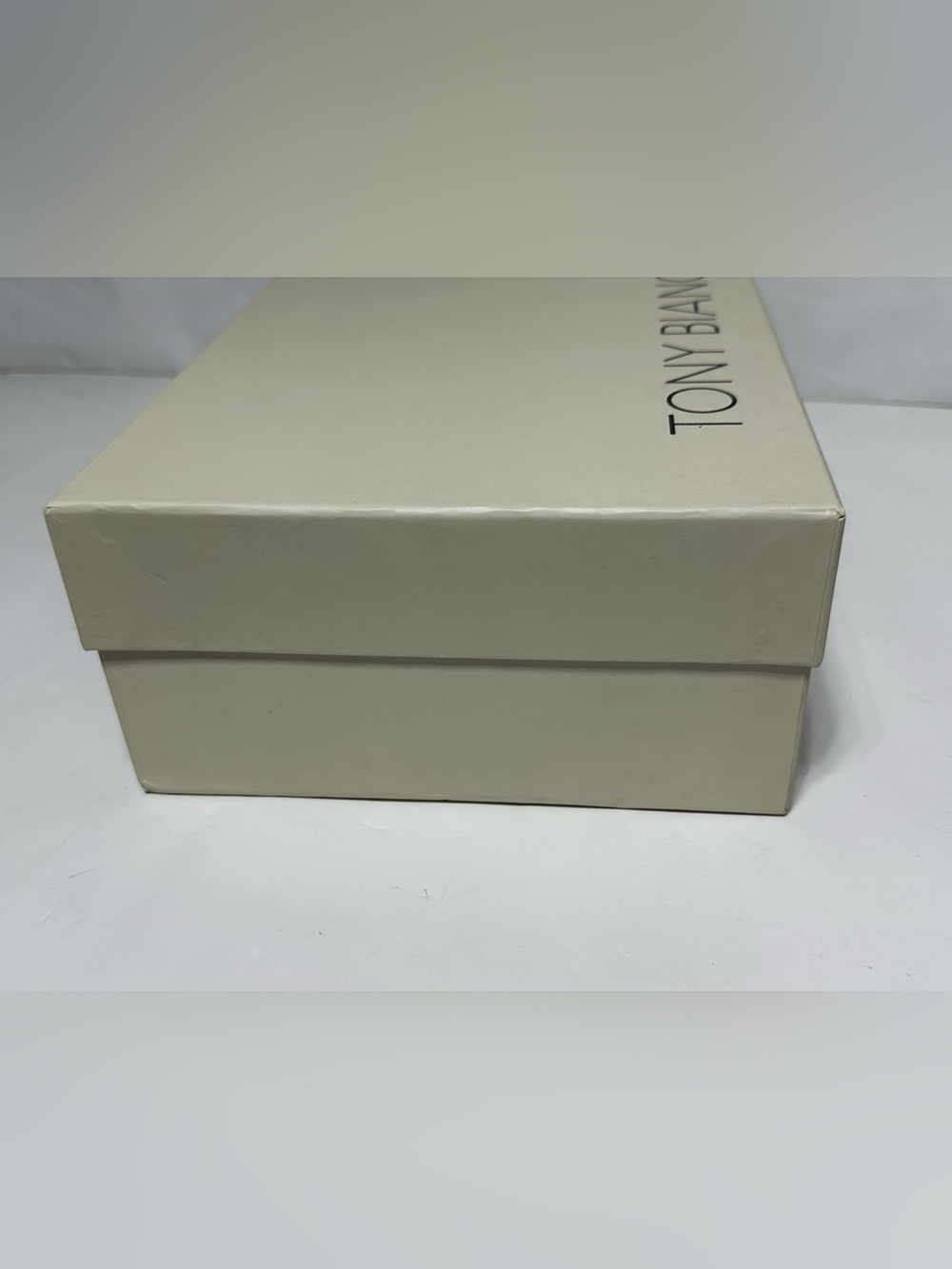 Tony Bianco Cream Shoe Box with Black Logo size 9 - Picture 6 of 11